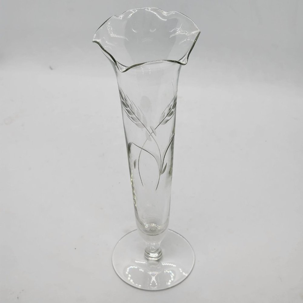 Princess House Heritage Etched 10" Ruffled Top Crystal Bud Vase